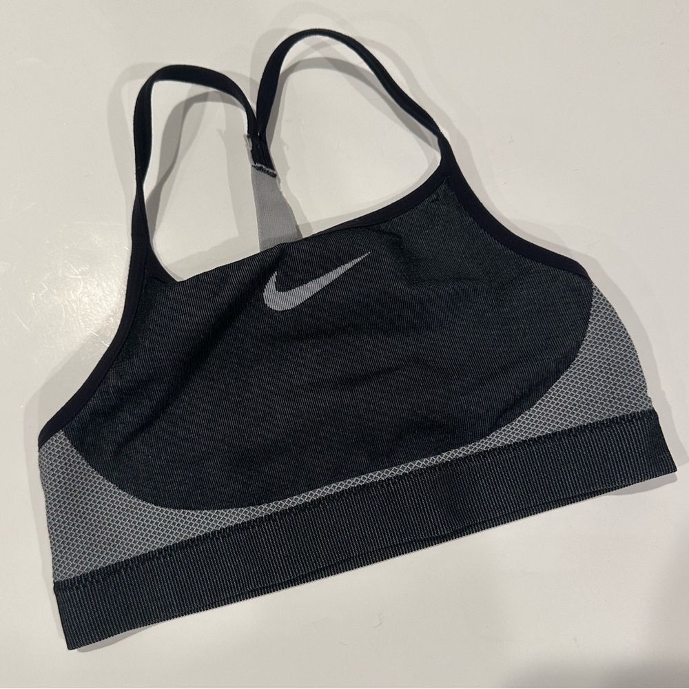 Girls black and gray  Nike dry fit sports bar, size L